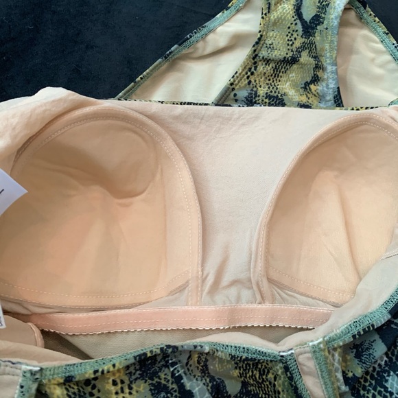 NWOT Shape FX snake print one piece swimsuit. 14 - Picture 9 of 10